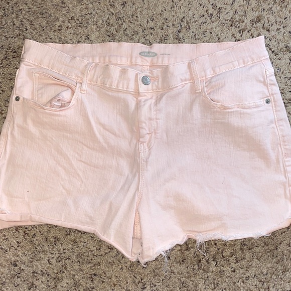 Blush pink jean shorts! - Picture 1 of 2